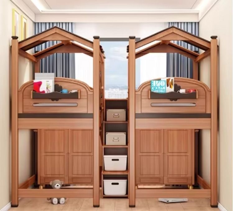 Solid Wood Children's Bunk Beds Top-Bottom Tree House Bed with Table for Home Bedroom or Park